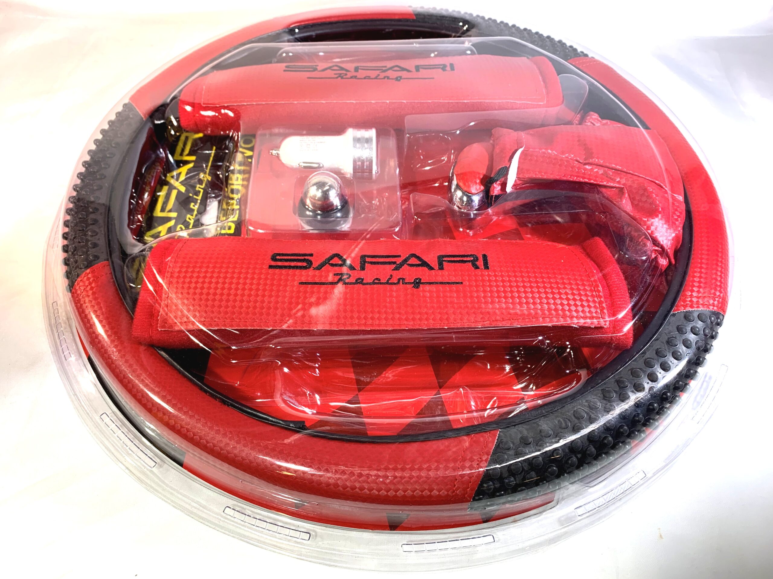 Kit Tuning Cubre Volante / Protectores Pectorales / Palanca Cambios / Cofia/ Cargador / Porta Celular - Mod.81005