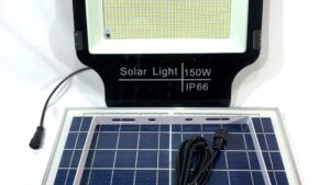 Foco Solar 150w C/Panel Solar & Soporte / Control / Fotocelula / Luz Fría