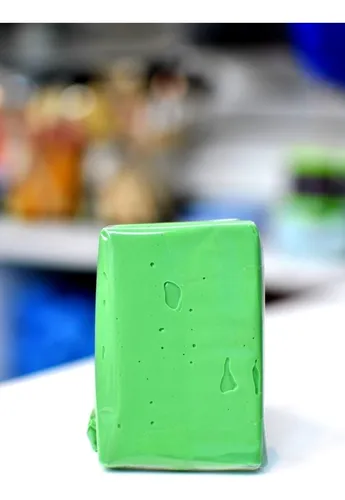 Clay Bar Masilla Plasticina Descontaminante Profesional Pintura Automóvil Green-Medium 200Grs (Lata) - Imagen 4