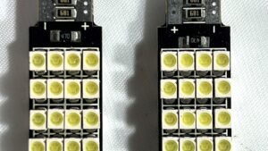 Lamparas T10 32Leds 9W-12v  P/Tablero / Posición / Interiores Automóviles x Par