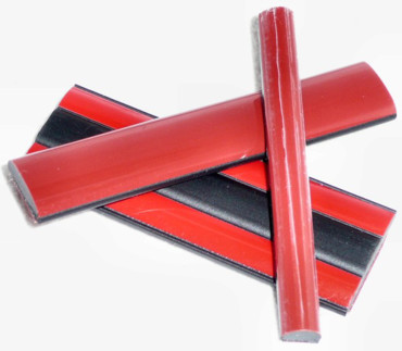 Moldura PVC Autoadhesiva Roja 21mm Ancho x 5mm Espesor x Metro Lineal - Protector Pisaderas / Laterales Automóvil - Imagen 4