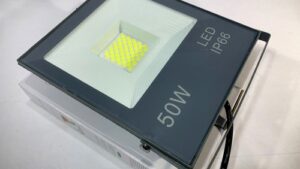 Reflector Foco Led 50w Luz Fría 220v IP66 + 2 Films Colores Elección Regalo!!!