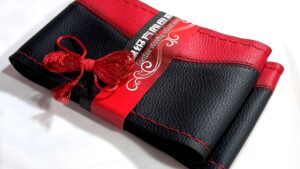 Cubre Volante P/Atar - Coser Eco Cuero Textura 38cm / Negro & Rojo