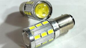 Lamparas 2 Polos 1157 21 Leds + Lupa - 21SMD Ultra Brillo 12v Blanca x Par