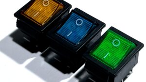 Llave Interruptor Switch Tecla P/Tableros Multiuso C/Luz Led 12v