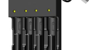 Cargador de Baterías 18650/26650/21700 x 4 Bahías 5V 2A P/Baterías Recargables 3.7-5V Lithium Mod.B4