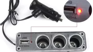 Adaptador P/Encendedor Tablero Automóvil  Universal  12v-24V / 3 Socket + USB  - Mod.096