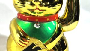 Gato de la Suerte & Fortuna Japones Maneki Neko / Dorado & Colorido / 15cm Altura / Mod.1299