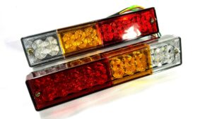 Faroles Leds Traseros Trailers Camion 10-30v Luces : Posición / Freno / Señalero / Marcha Atrás - 24cmx5cm Juego x2 - Mod.081