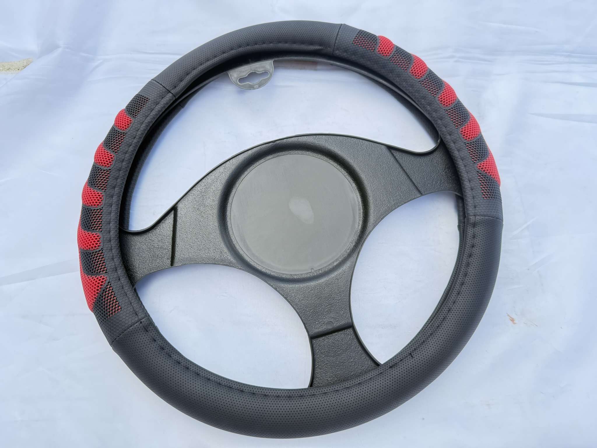 Cubre Volante Universal PVC Diámetro 38cm / Negro + Detalle Rojo - Mod.R123 - Imagen 5