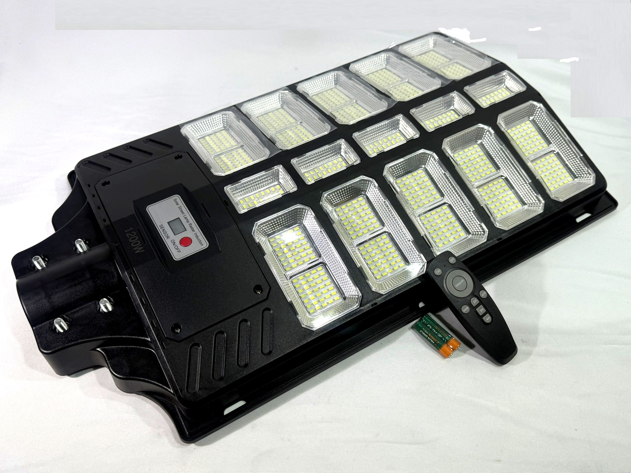 Foco Solar Led 1200w - 780 Leds C/Soporte Sensor Movimiento / Fotocélula / Soporte / Luz Fría / 2 Films Colores Regalo / 54x35cm - Mod.8357/8509
