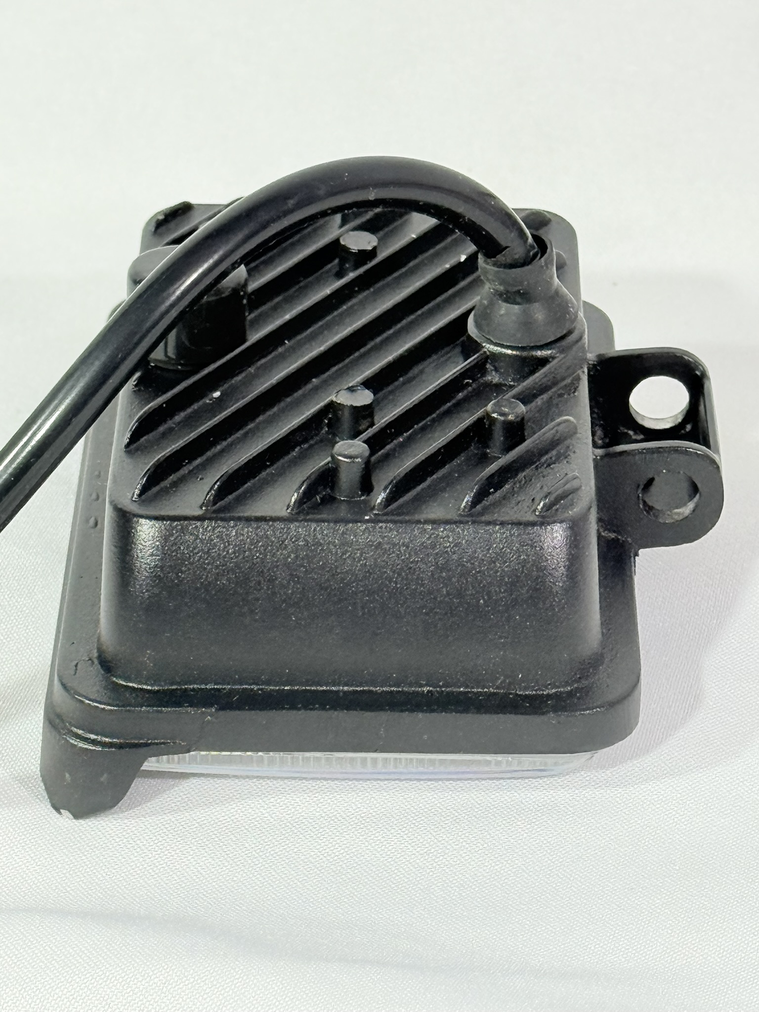 Foco Led Luz Día Caminero 6 Leds 60w / Rectangular / Automóvil - Moto / 7.5cmx11cm / Caja x Par - Mod.5681 - Imagen 5
