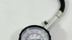 Medidor Calibrador Presión Neumáticos Talleres / Gomeria / 0-100Psi - Mod.6231