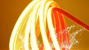 Tira Cable Led Luz COB Continua Tipo Neon Flexible Autoadhesiva / Blanco Calido / Decoración /  Metro (No Incluye Conector Rectificador P/220v) - Mod.20101