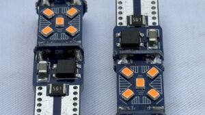 Lamparas T10 - 15 Leds 2835 / Super Canbus / 12v / Ambar Interiores & Exterior del Automóviles x Par Mod.1013