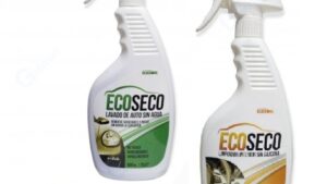 EcoSeco Exterior+Interior Liquidos Formulados P/Lavado & Limpieza En Seco Sin Agua del Automóvil /500ml x 2 + 2 Microfibras  40x40cm Regalo